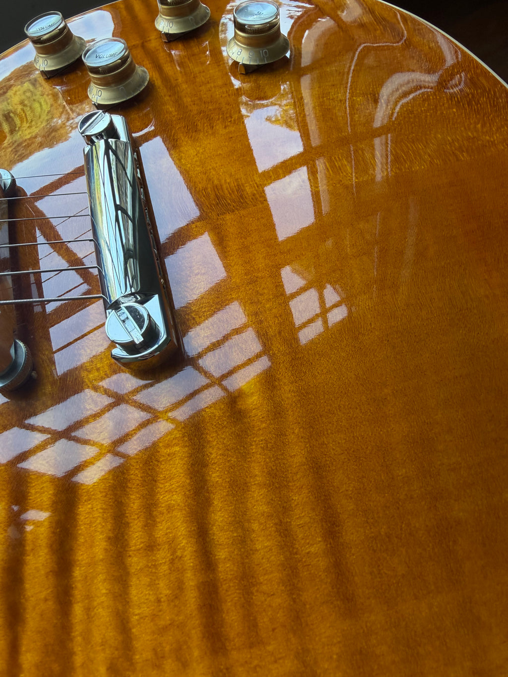 2026 Gibson Les Paul Standard 50s Figured Top - Honey Amber