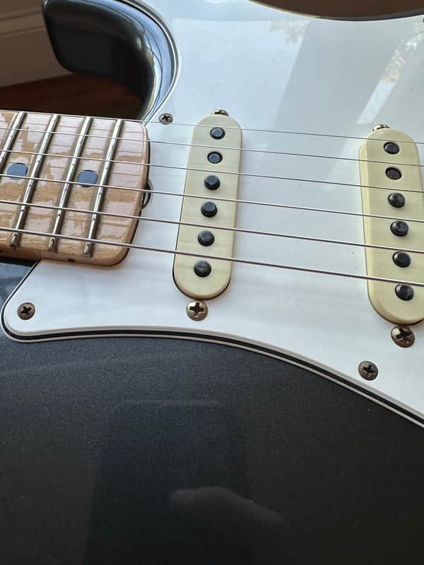 2024 Fender Custom Shop '69 Reissue Stratocaster Journeyman Relic Aged Charcoal Frost Metallic