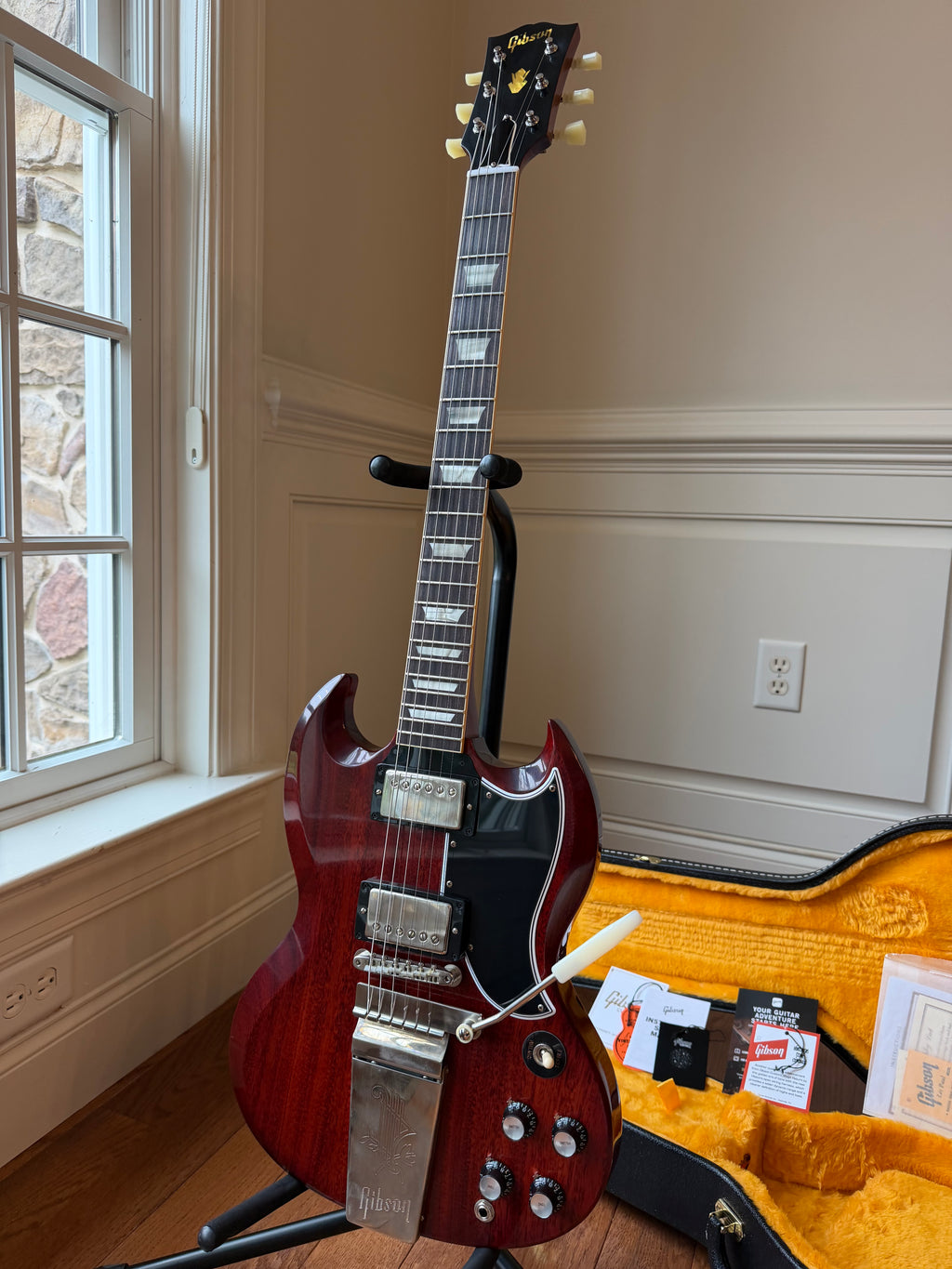 2026 Gibson Custom Shop ‘64 SG Maestro Vibrola VOS - Cherry Red