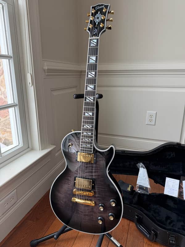 2025 Gibson Les Paul Supreme - Translucent Ebony Burst