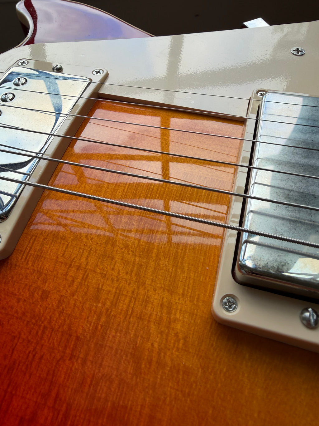 2026 Gibson Les Paul Standard 50s Figured Top - Heritage Cherry Sunburst
