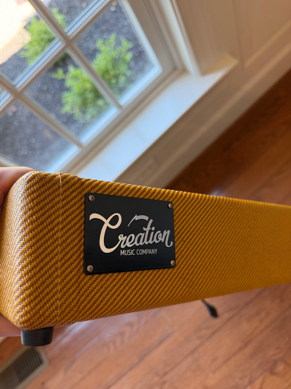 Creation Music Company Custom Shop Pedalboard 32”x12” Tweed