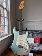 2025 Fender American Professional II Stratocaster Rosewood Fretboard - Mystic Surf Green