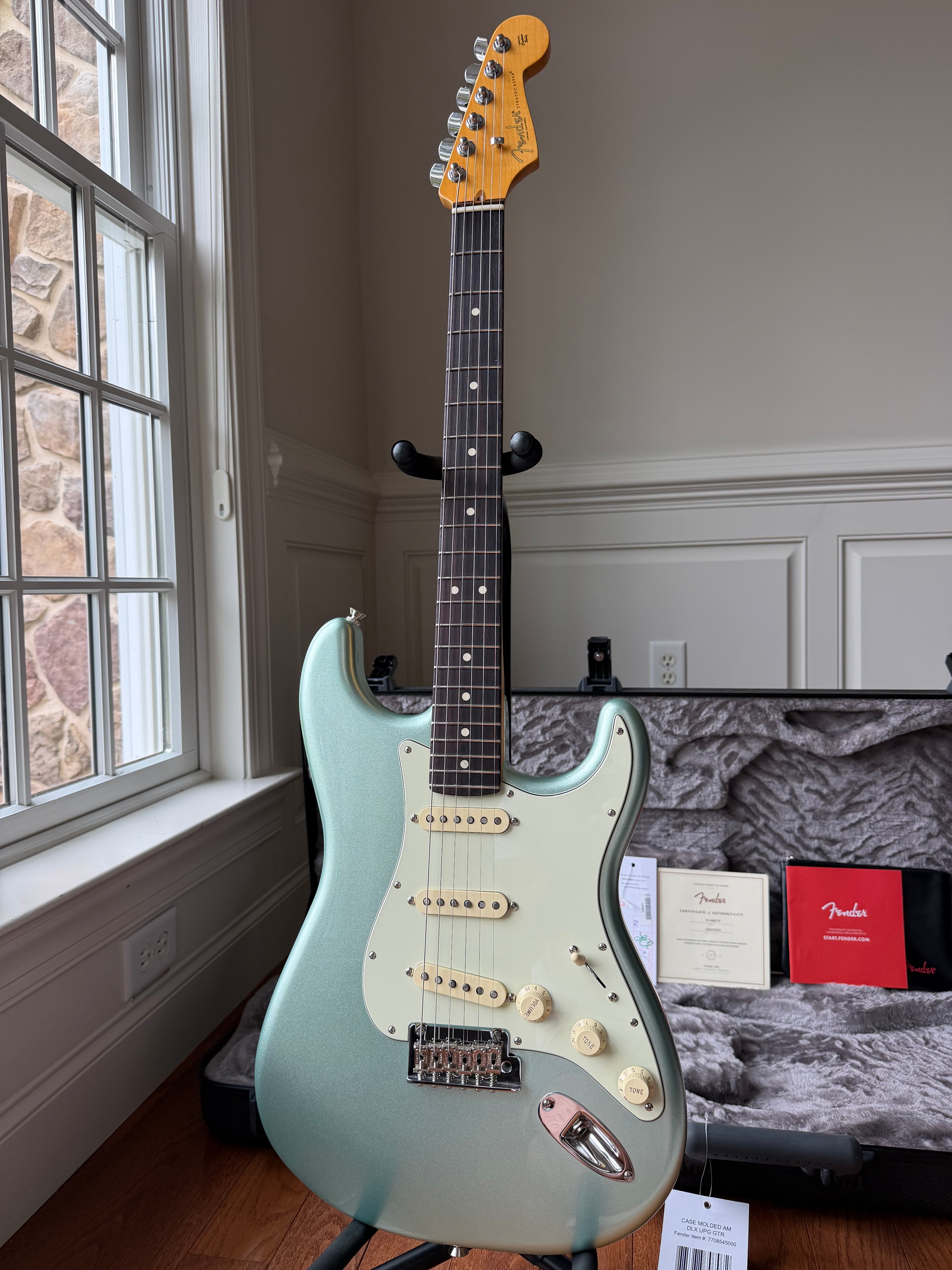 2025 Fender American Professional II Stratocaster Rosewood Fretboard - Mystic Surf Green