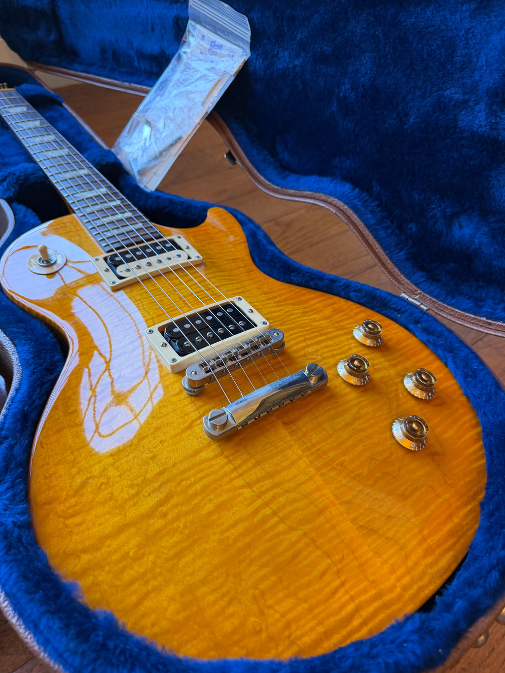2001 Gibson Gary Moore Signature Les Paul Standard - Lemonburst