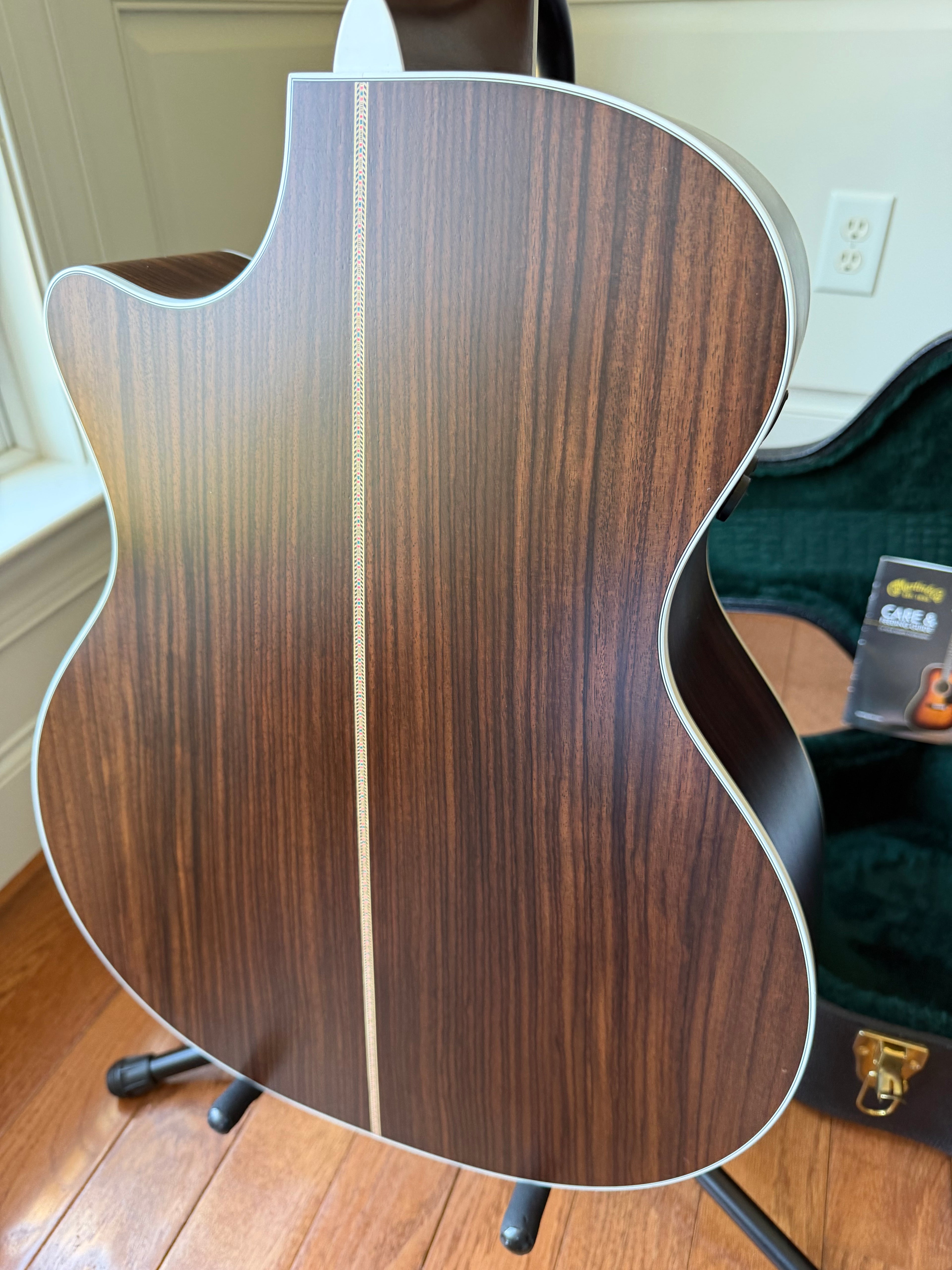 2015 Martin Custom Aura Gloss Top GT - Burst