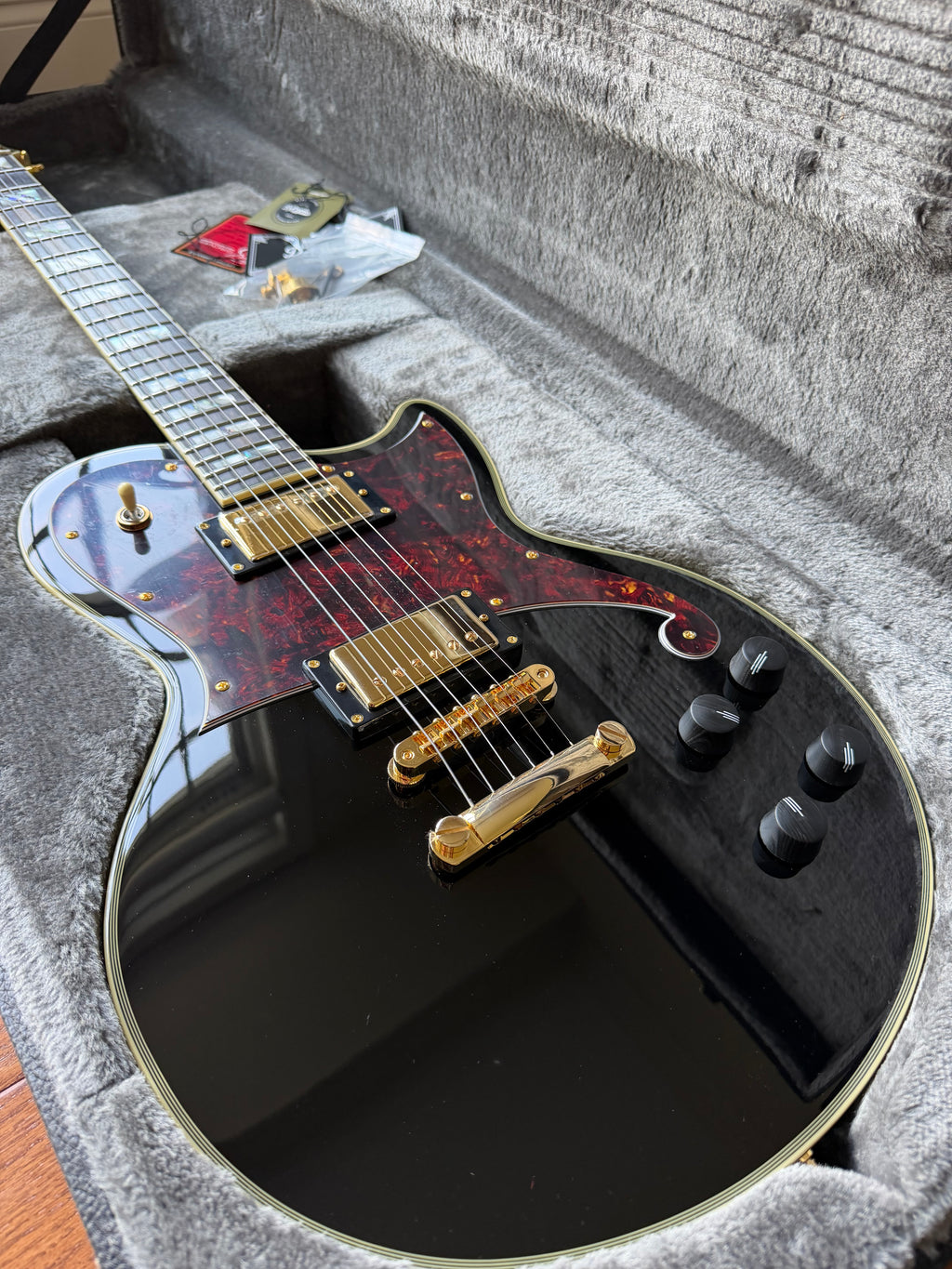 2024 D'Angelico Deluxe Atlantic Baritone - Solid Black