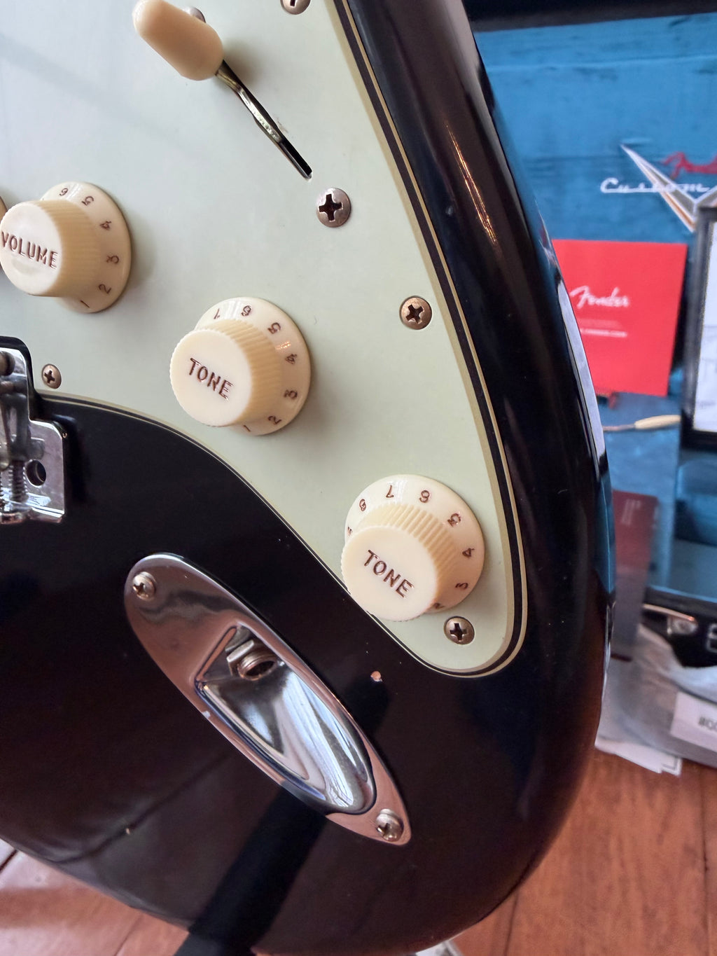 2026 Fender Custom Shop '64 Stratocaster L-Series Journeyman - Black - Image 6