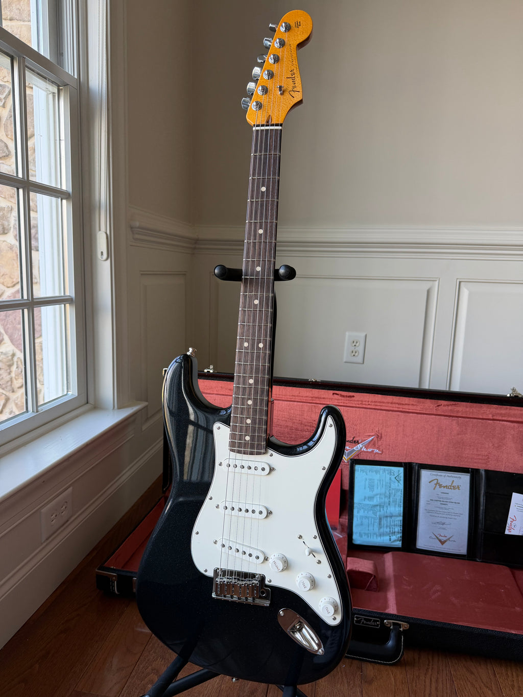 2025 Fender Custom Shop Stratocaster Limited Edition Custom Deluxe W25 NOS - Black Sparkle - Image 4