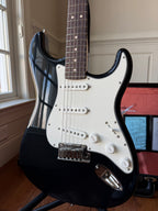 2025 Fender Custom Shop Stratocaster Limited Edition Custom Deluxe W25 NOS - Black Sparkle - Image 2