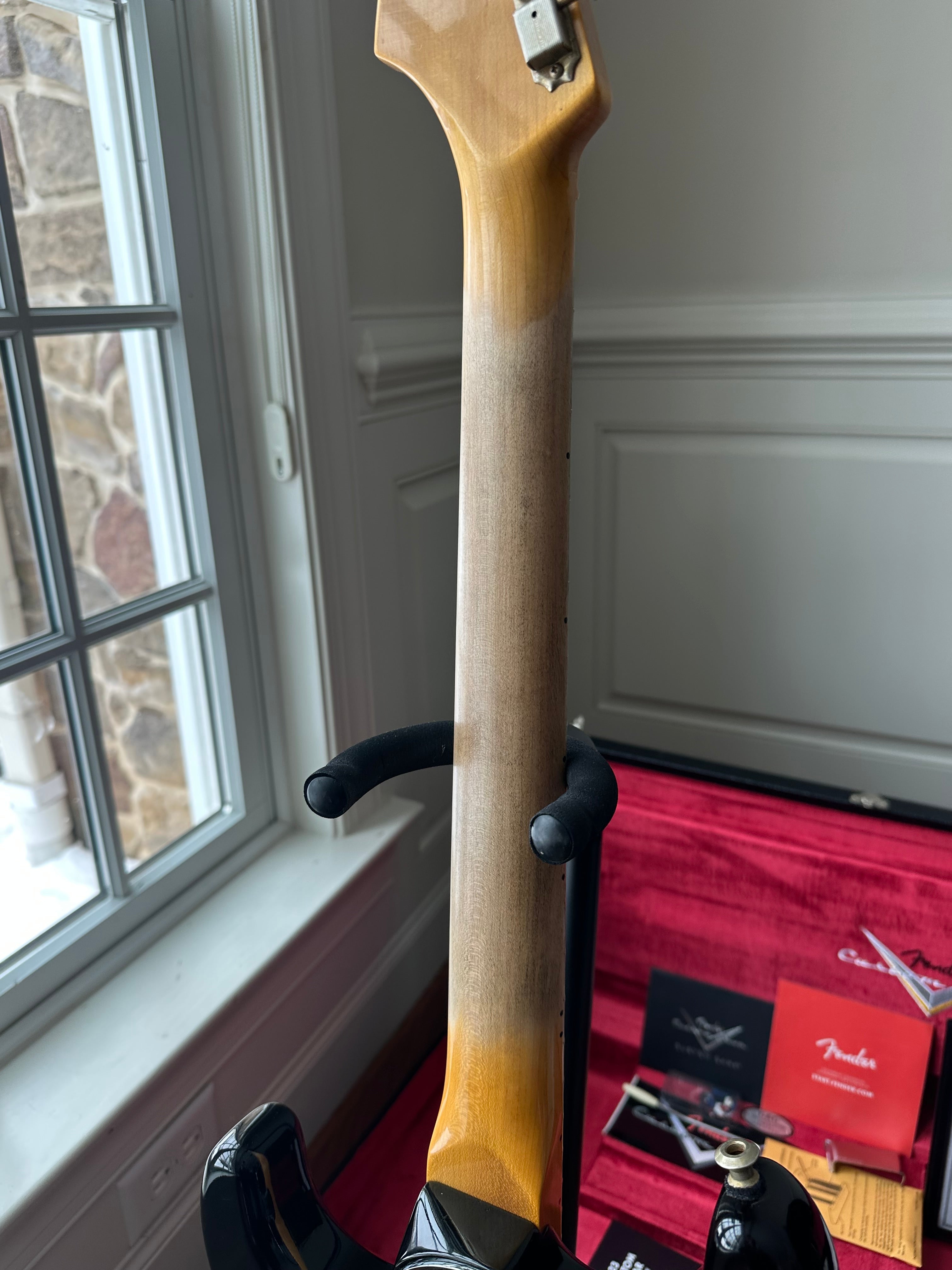 2023 Fender Custom Shop Postmodern Stratocaster Journeyman Maple - Bleached 3 Tone Sunburst - Image 10