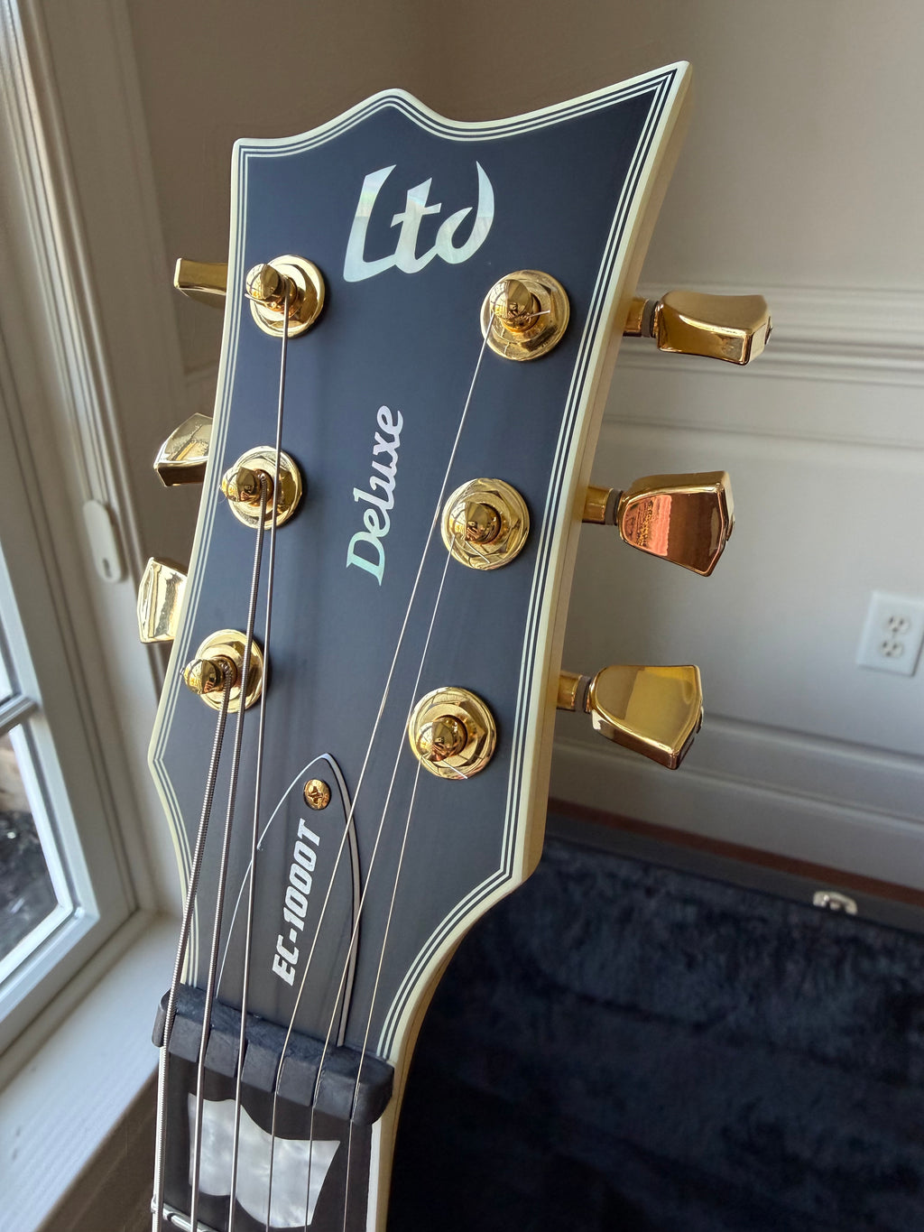 2024 ESP LTD EC-1000T CTM - Vintage Gold Satin