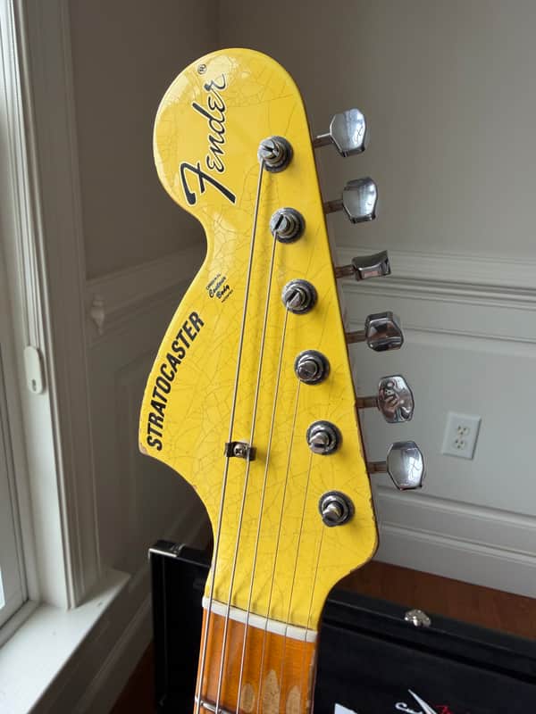 2026 Fender Custom Shop ‘69 Stratocaster SR25 Heavy Relic Matching Reverse Headstock - Aged Canary Yellow