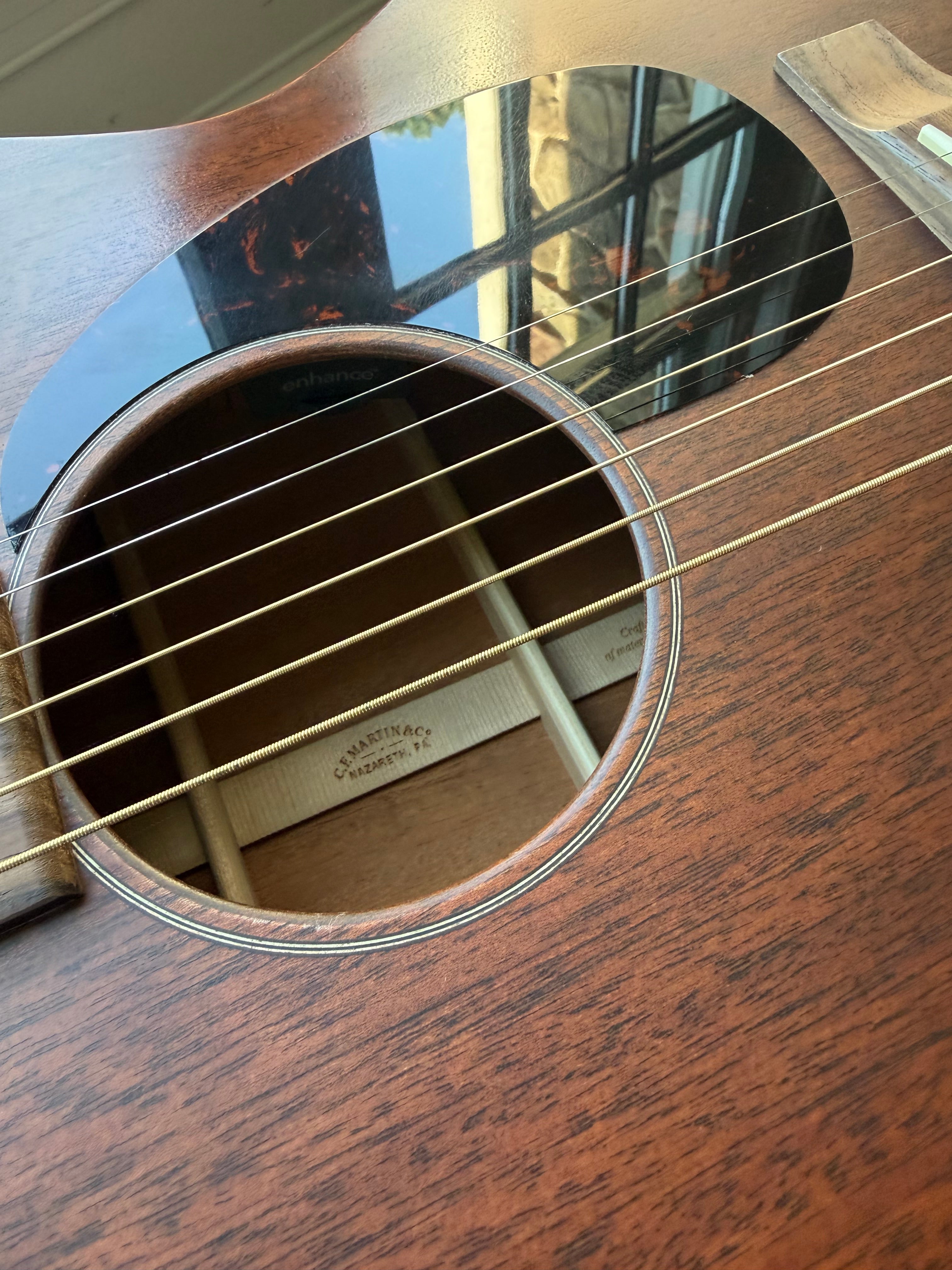 2019 Martin OMC-15ME - Mahogany
