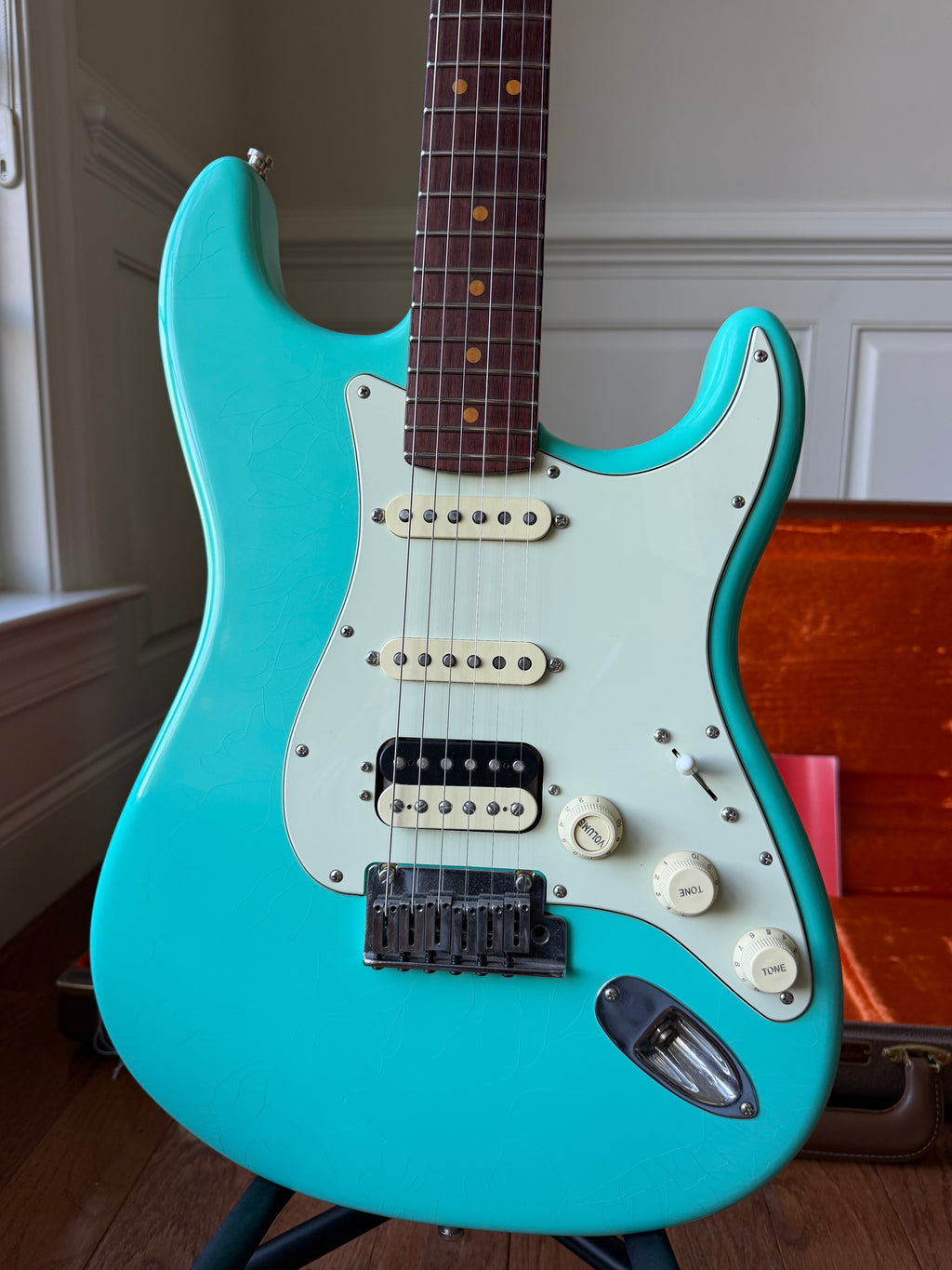 2025 Fender American Ultra Luxe Stratocaster Vintage 60s HSS - Sea Foam Green