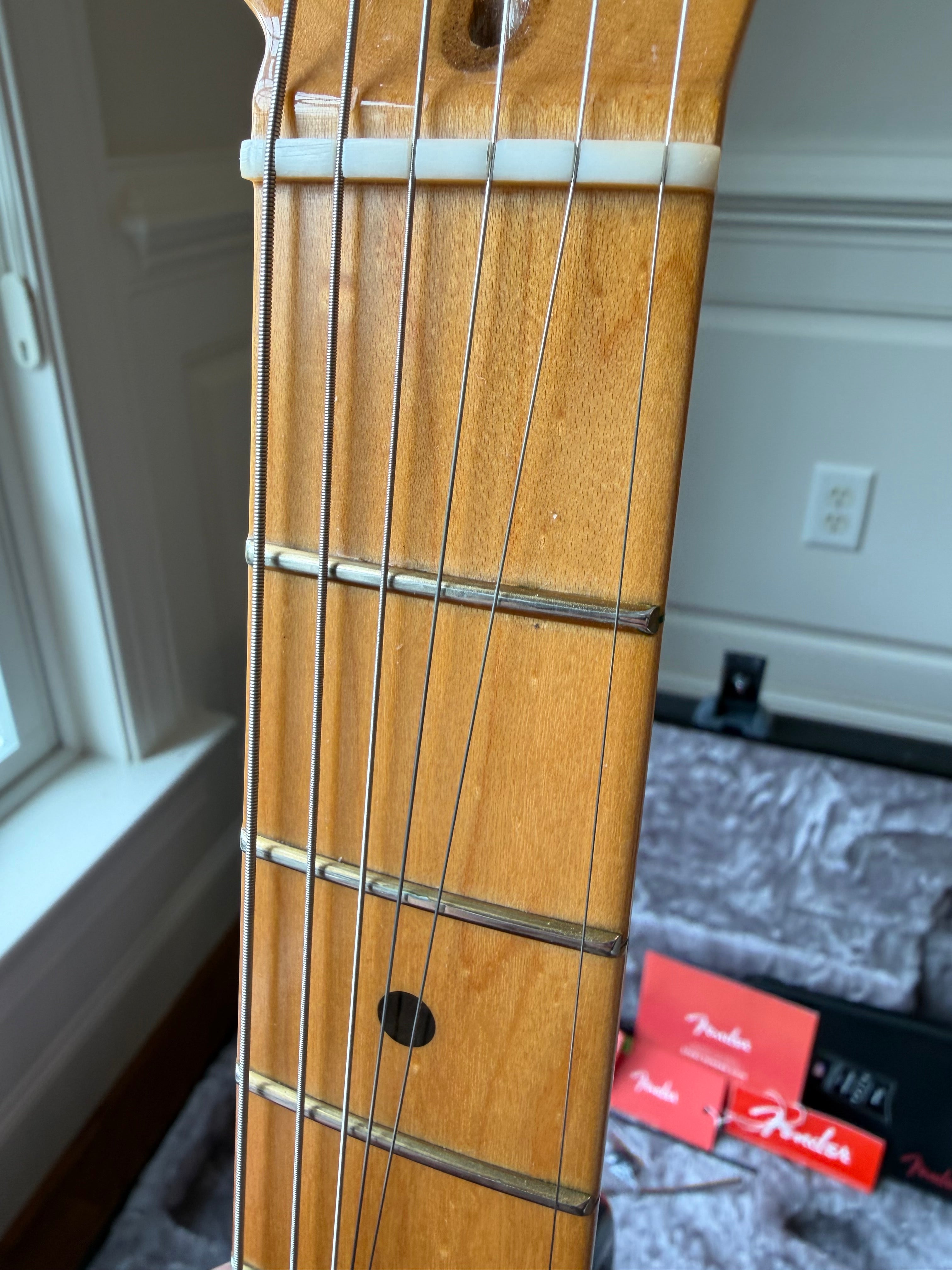 2022 Fender American Ultra Stratocaster Maple Fretboard - Cobra Blue