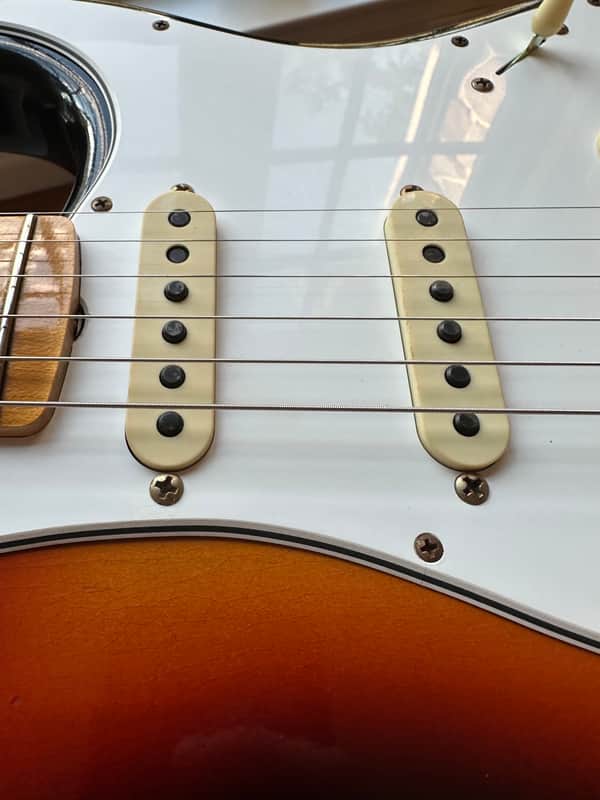 2024 Fender Custom Shop '65 Reissue Stratocaster Limited Edition Journeyman Relic Sunburst