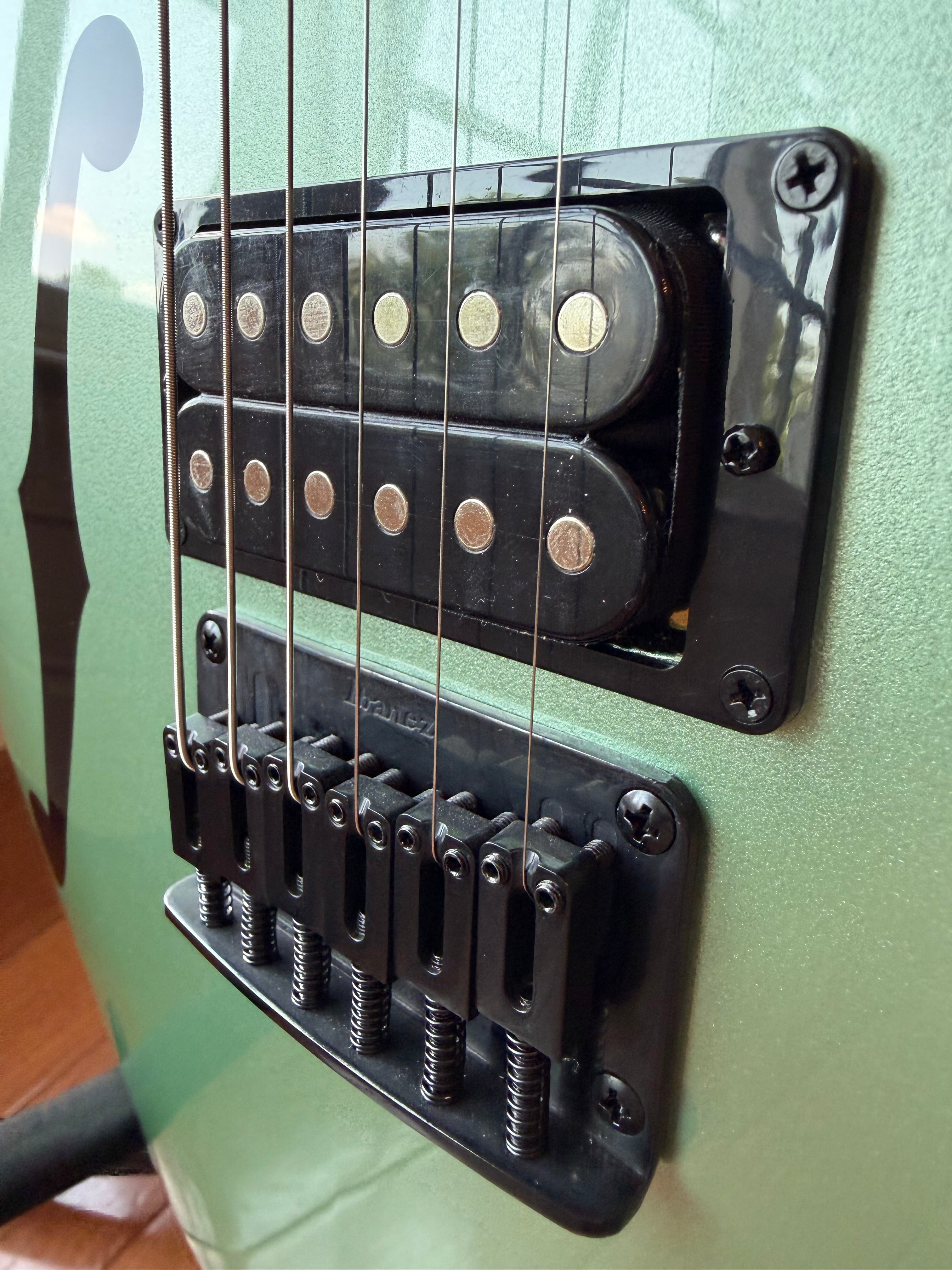 Ibanez PGMM21 Paul Gilbert Signature Mikro - Metallic Light Green