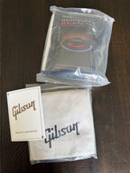 2026 Gibson L-00 Century 12-Fret - Ebony Black
