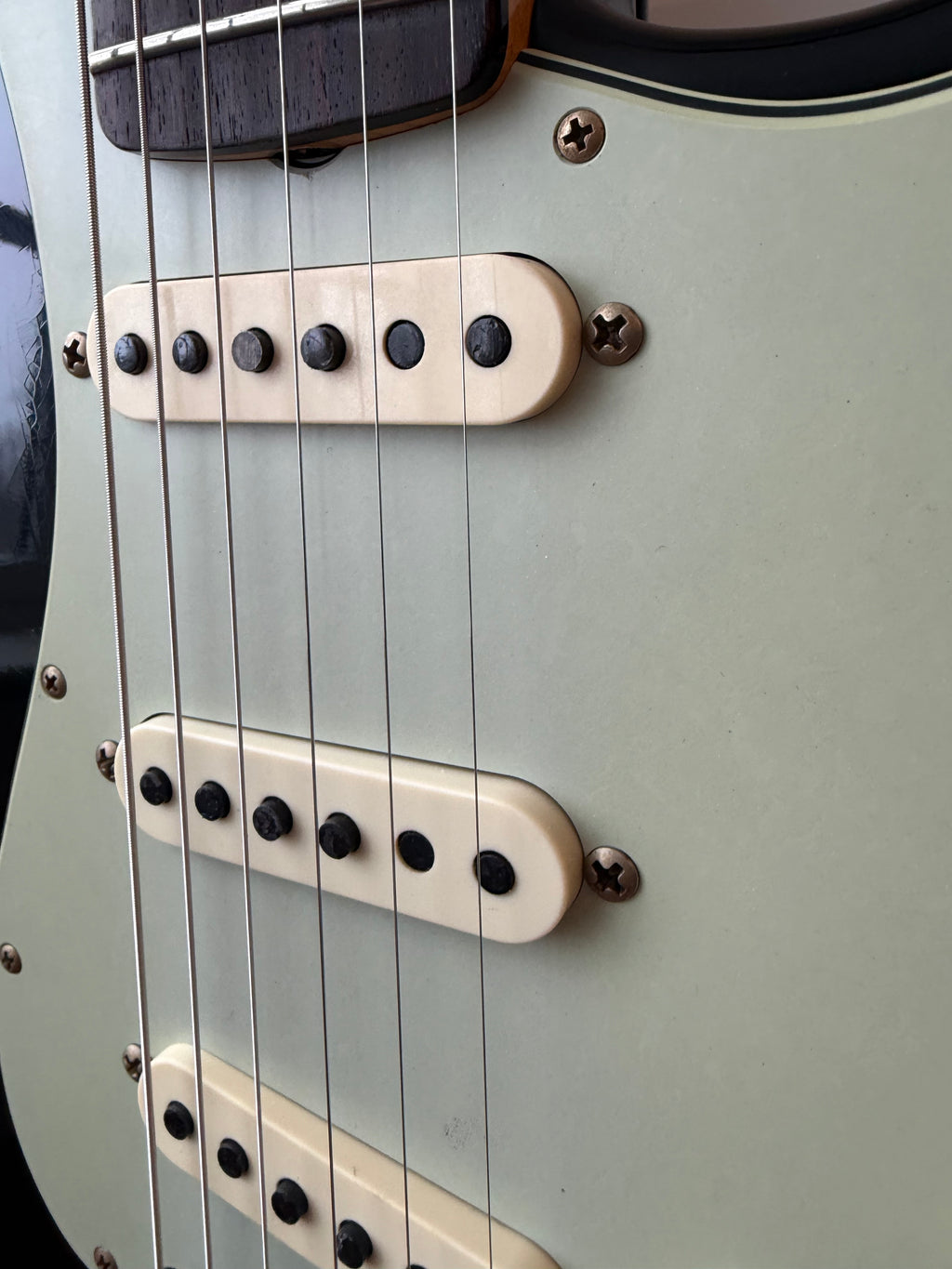 2026 Fender Custom Shop '64 Stratocaster L-Series Journeyman - Black - Image 4