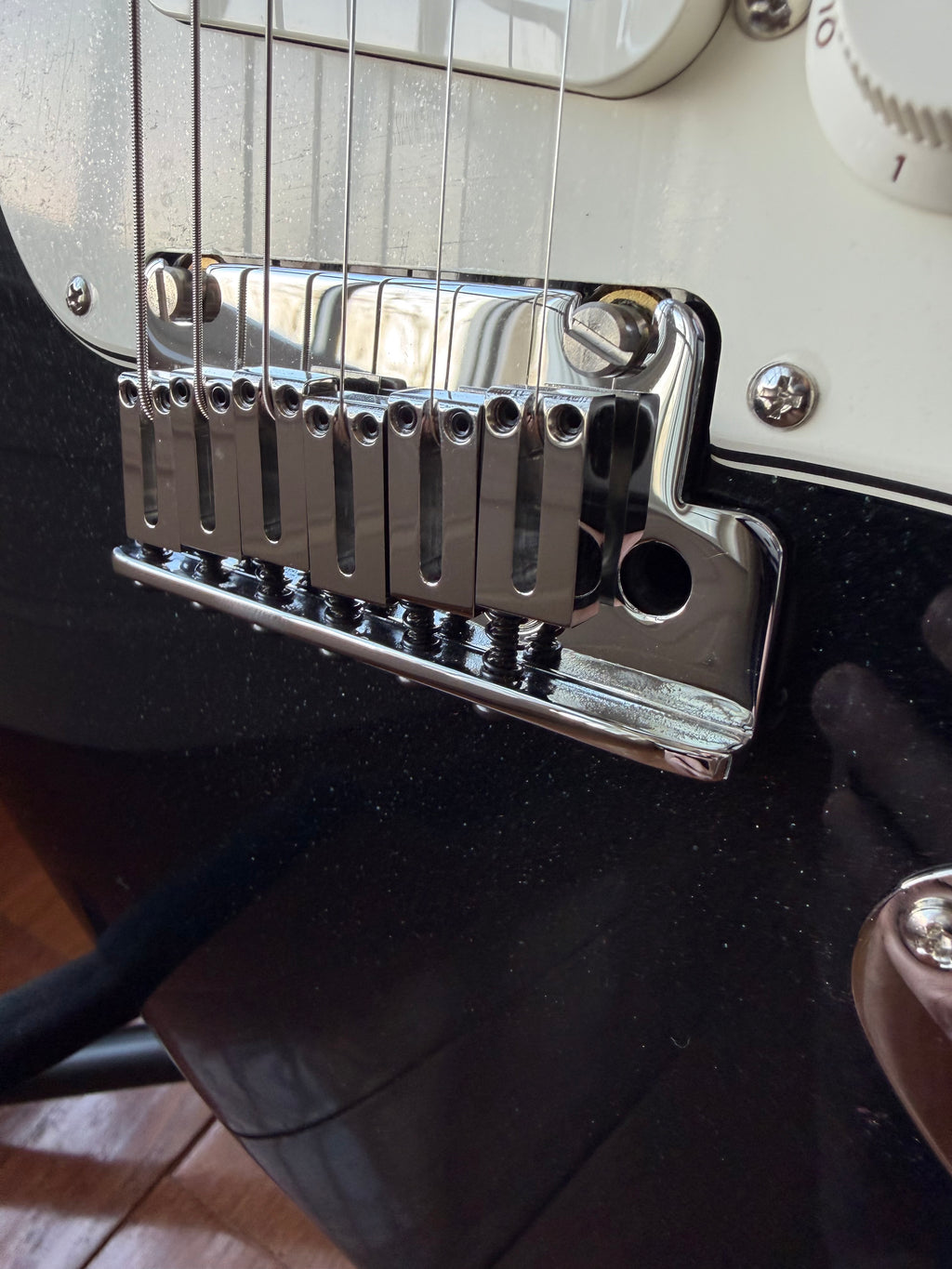 2025 Fender Custom Shop Stratocaster Limited Edition Custom Deluxe W25 NOS - Black Sparkle - Image 6