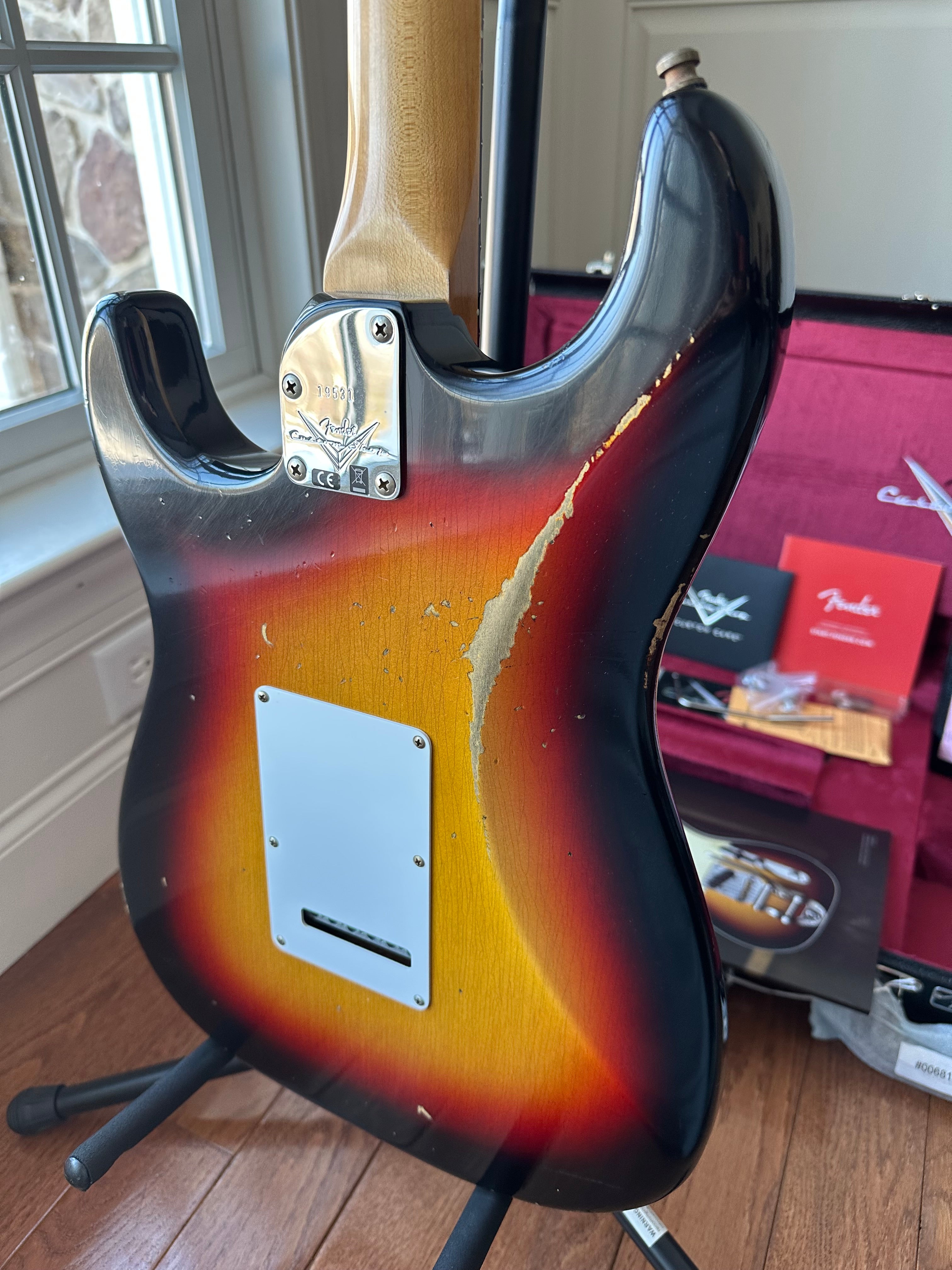 2025 Fender Custom Shop Stratocaster Pro W25 Relic - 3 Color Sunburst - Image 11