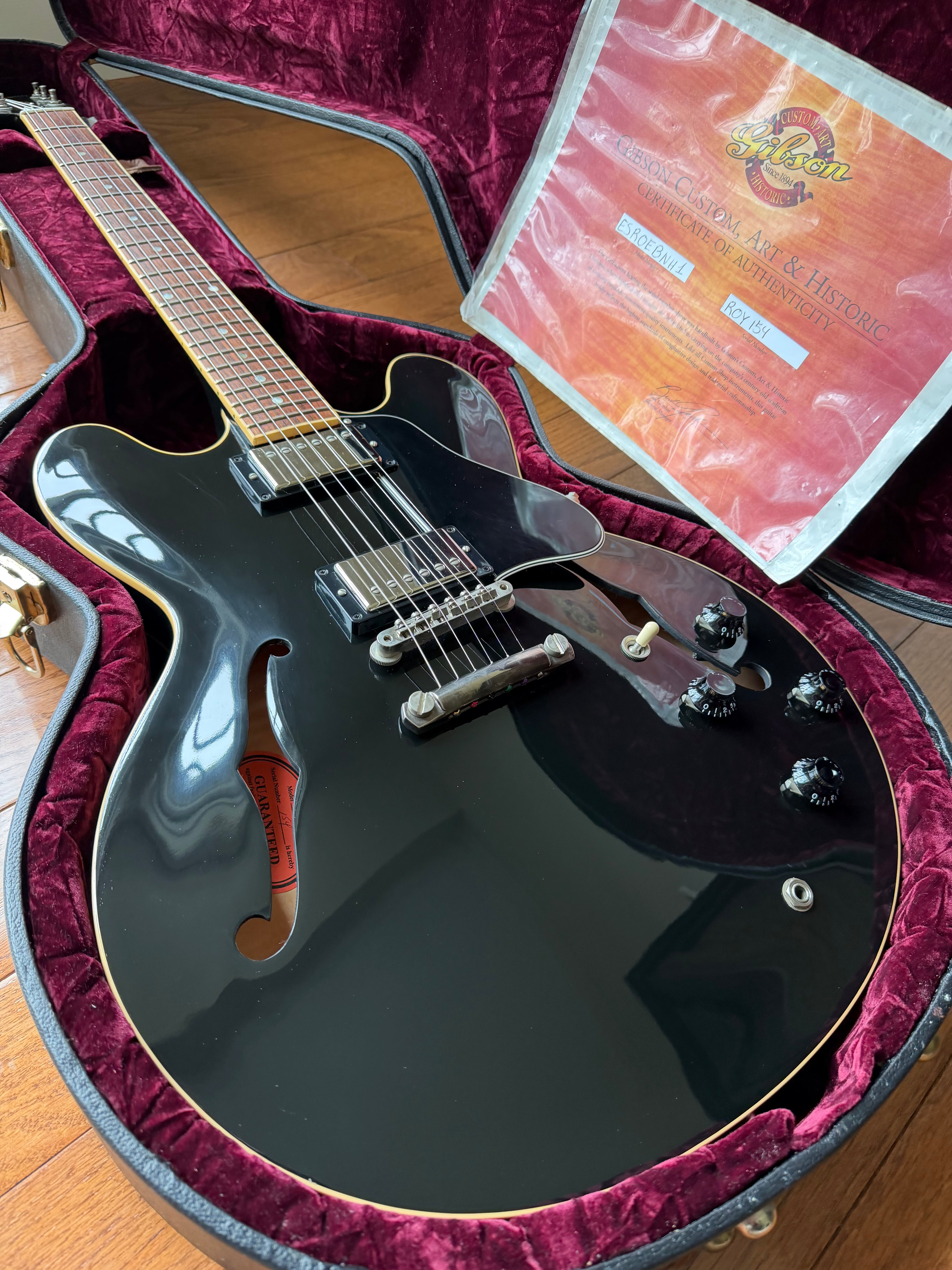 Gibson Custom Shop ES-335 Roy Orbison - Ebony Black