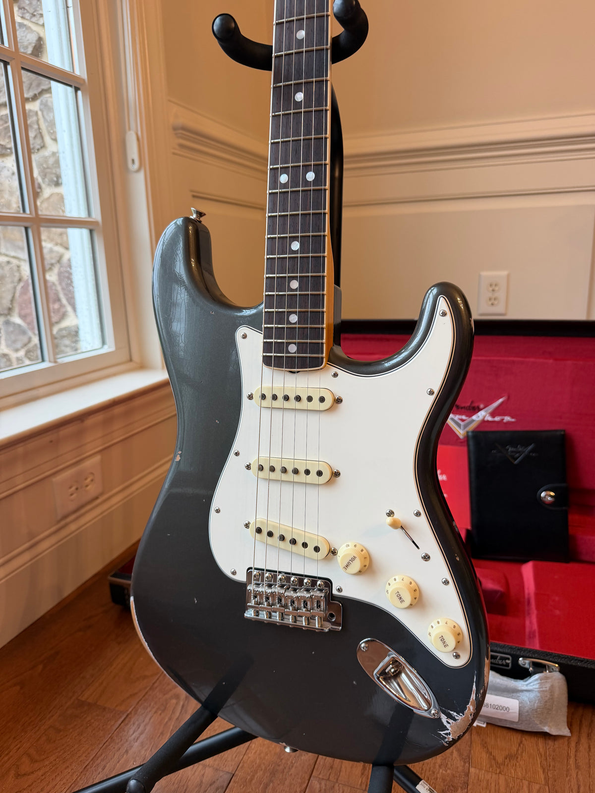 2025 Fender Custom Shop ‘67 Stratocaster Relic Neck Binding - Charcoal Frost Metallic