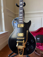 2021 Gibson Les Paul Standard Bigsby Stinger Gold Hardware - Black and Gold
