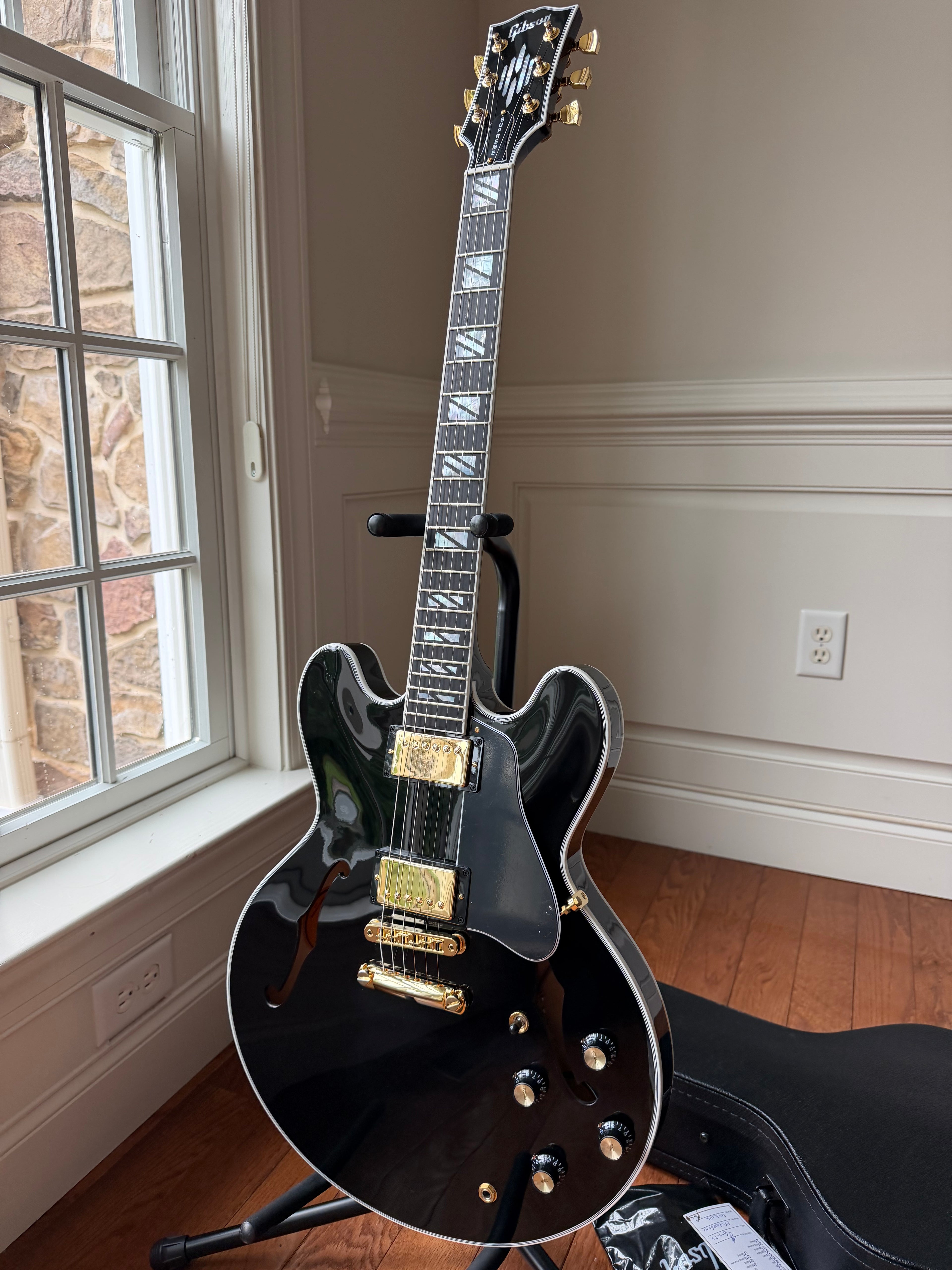 2026 Gibson ES Supreme - Ebony Black
