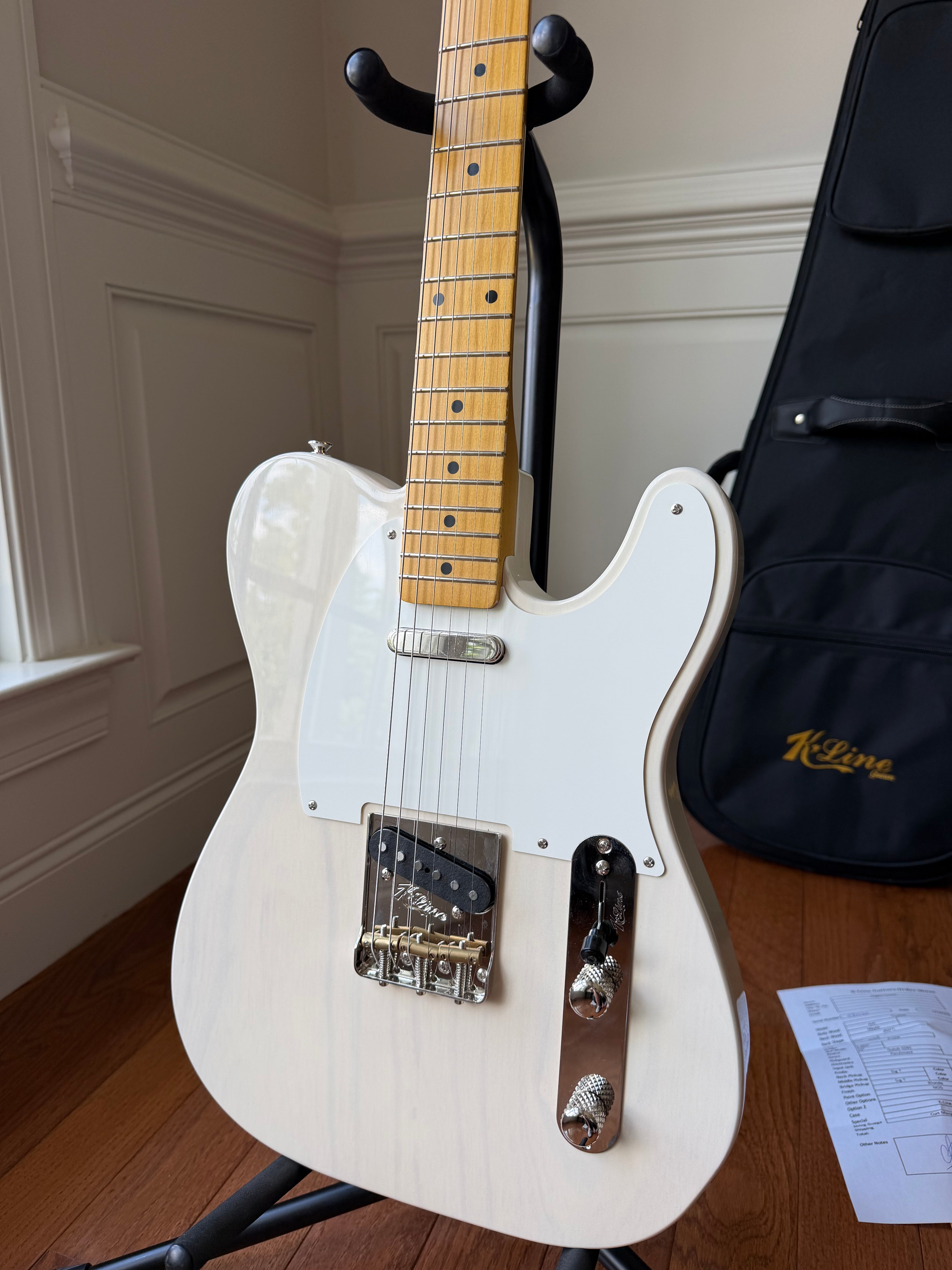 2025 K-Line Truxton - Blonde White