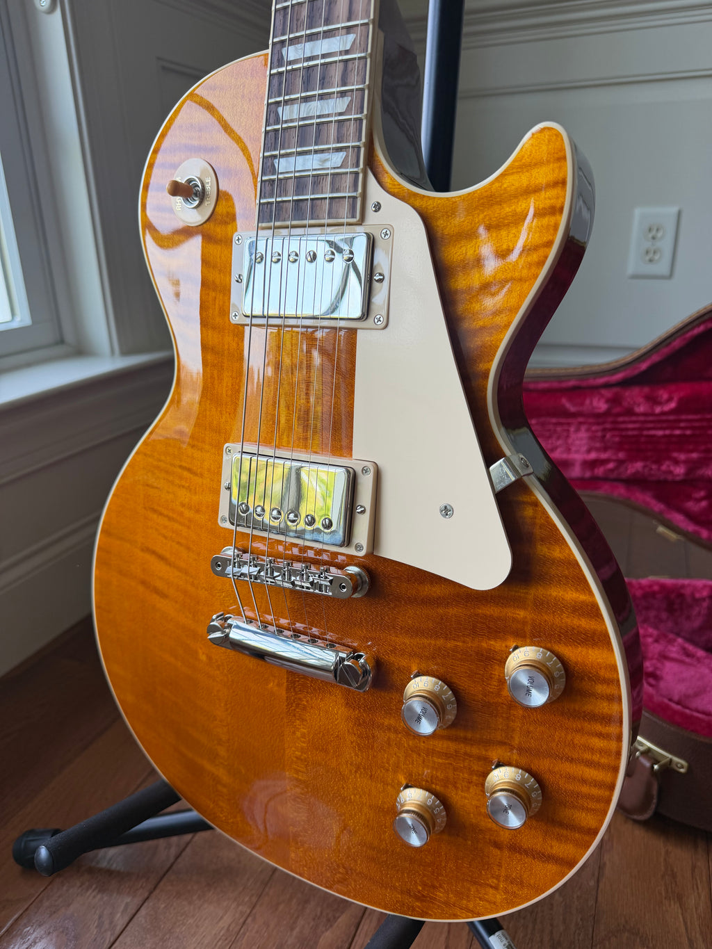 2026 Gibson Les Paul Standard 50s Figured Top - Honey Amber