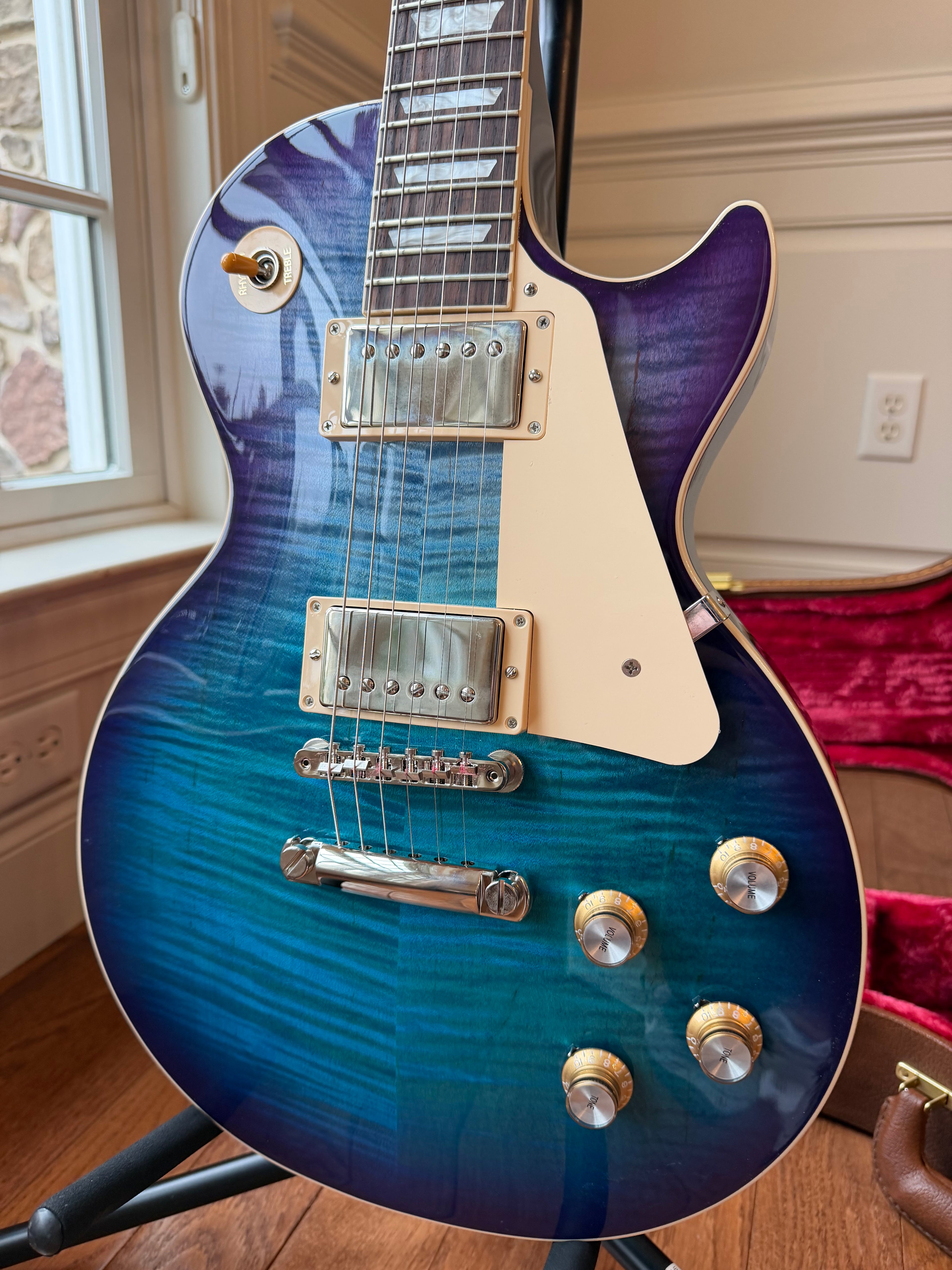 2026 Gibson Les Paul Standard 60s Figured Top - Blueberry Burst
