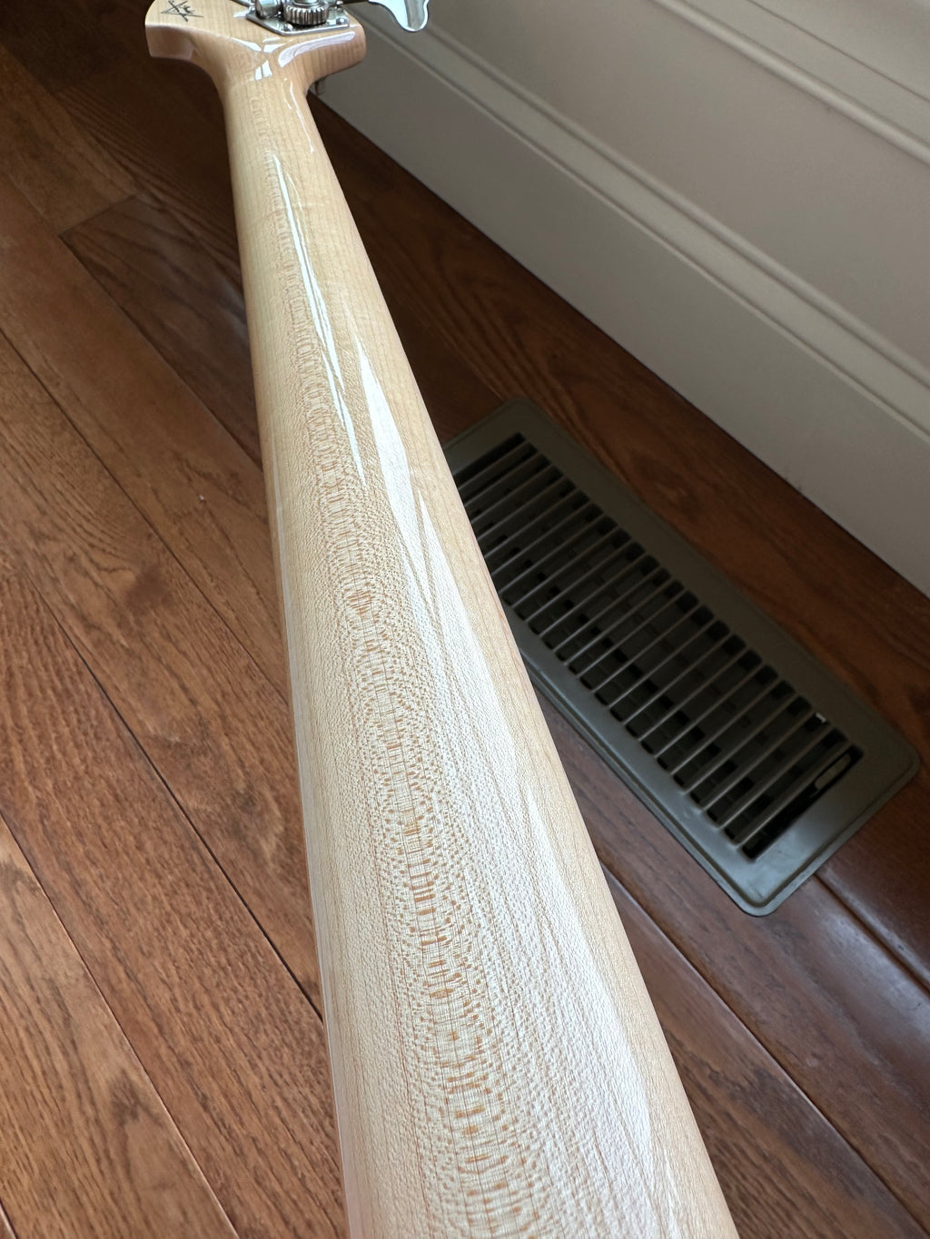 2011 Fender Custom Shop '60 Jazz Bass NOS - Vintage Sunburst - Image 18