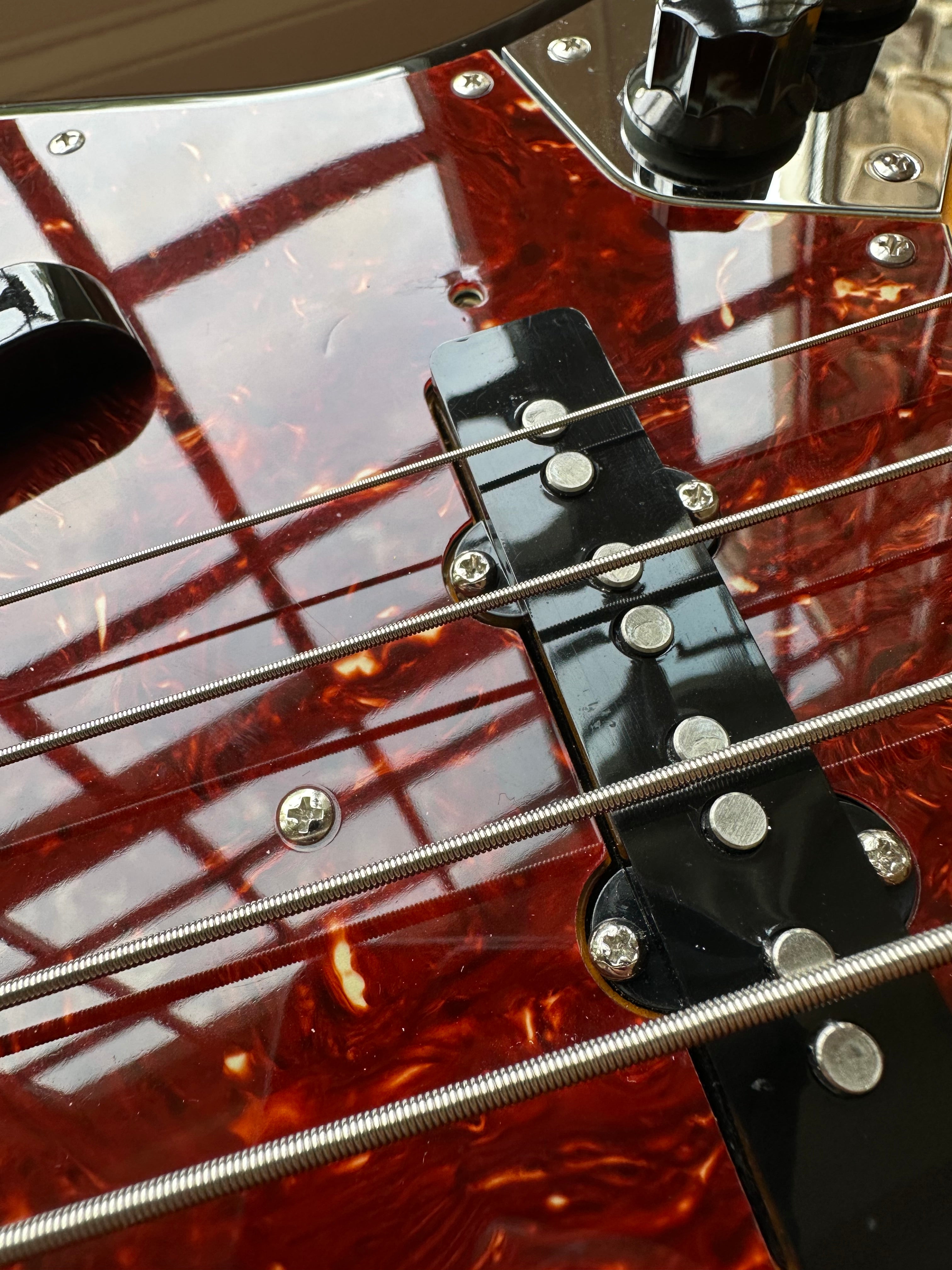 2011 Fender Custom Shop '60 Jazz Bass NOS - Vintage Sunburst - Image 11