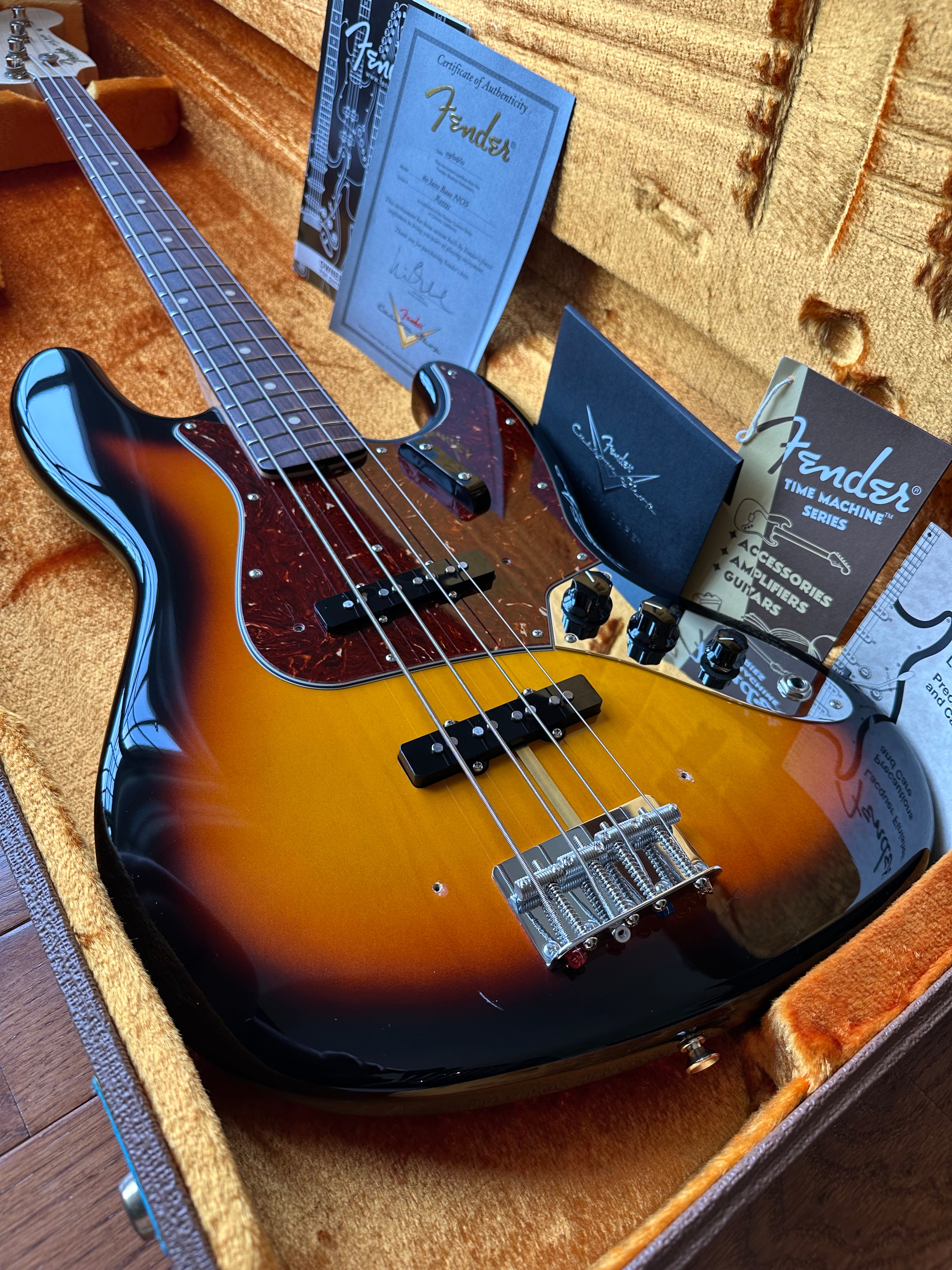 2011 Fender Custom Shop '60 Jazz Bass NOS - Vintage Sunburst - Image 1