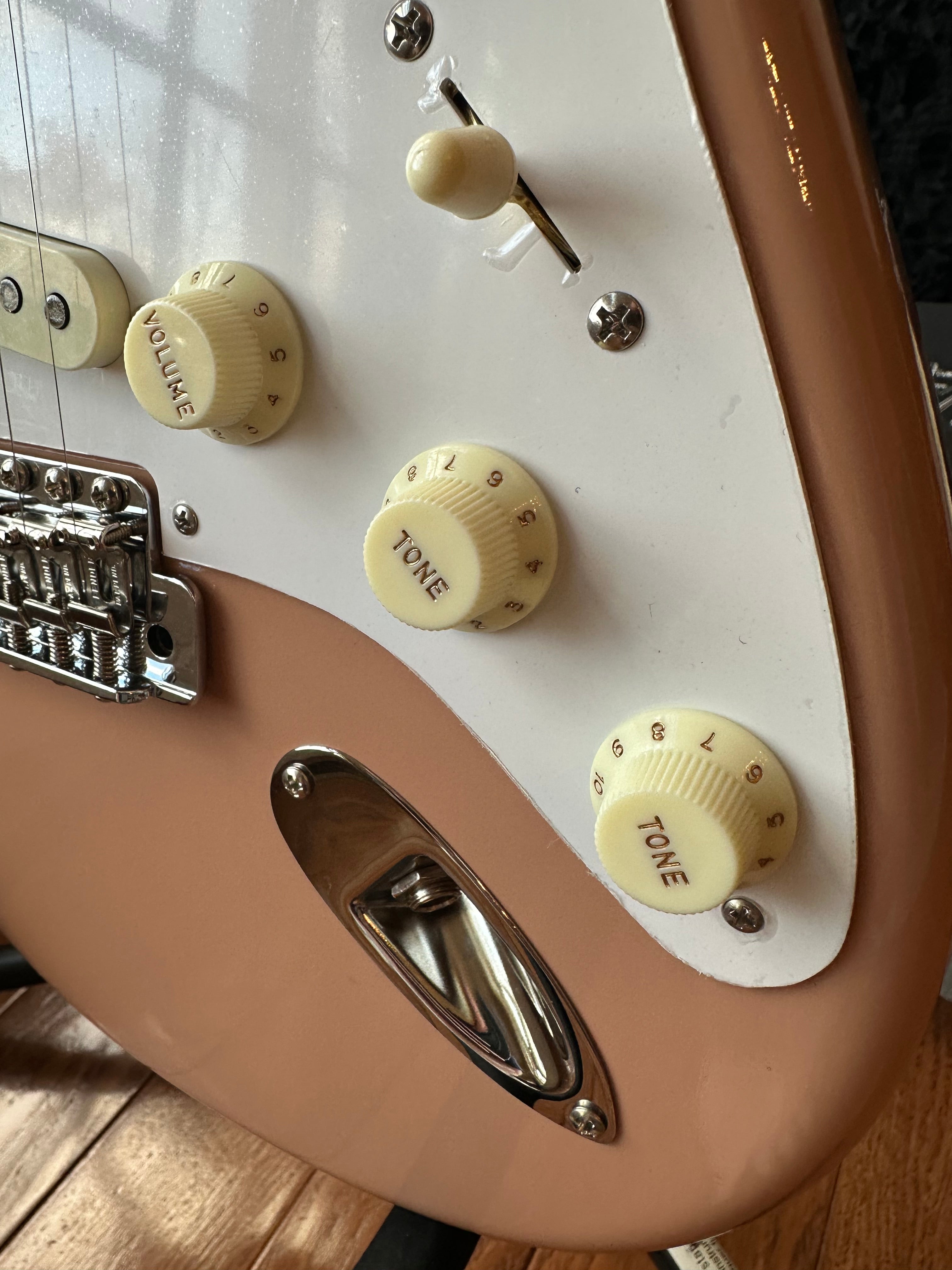 2025 Fender Custom Shop '57 Stratocaster TCP Time Capsule Maple- Dirty Shell Pink - Image 6